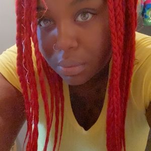 Meet your Posher, Toyelle